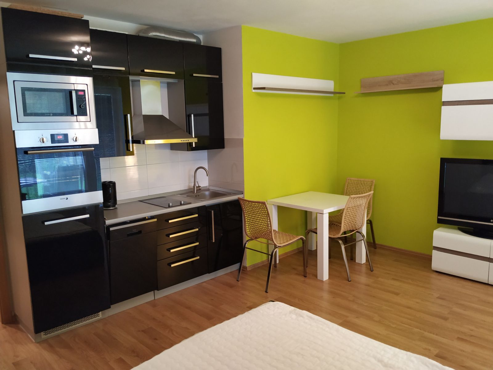 1h asunto, 31 m²
