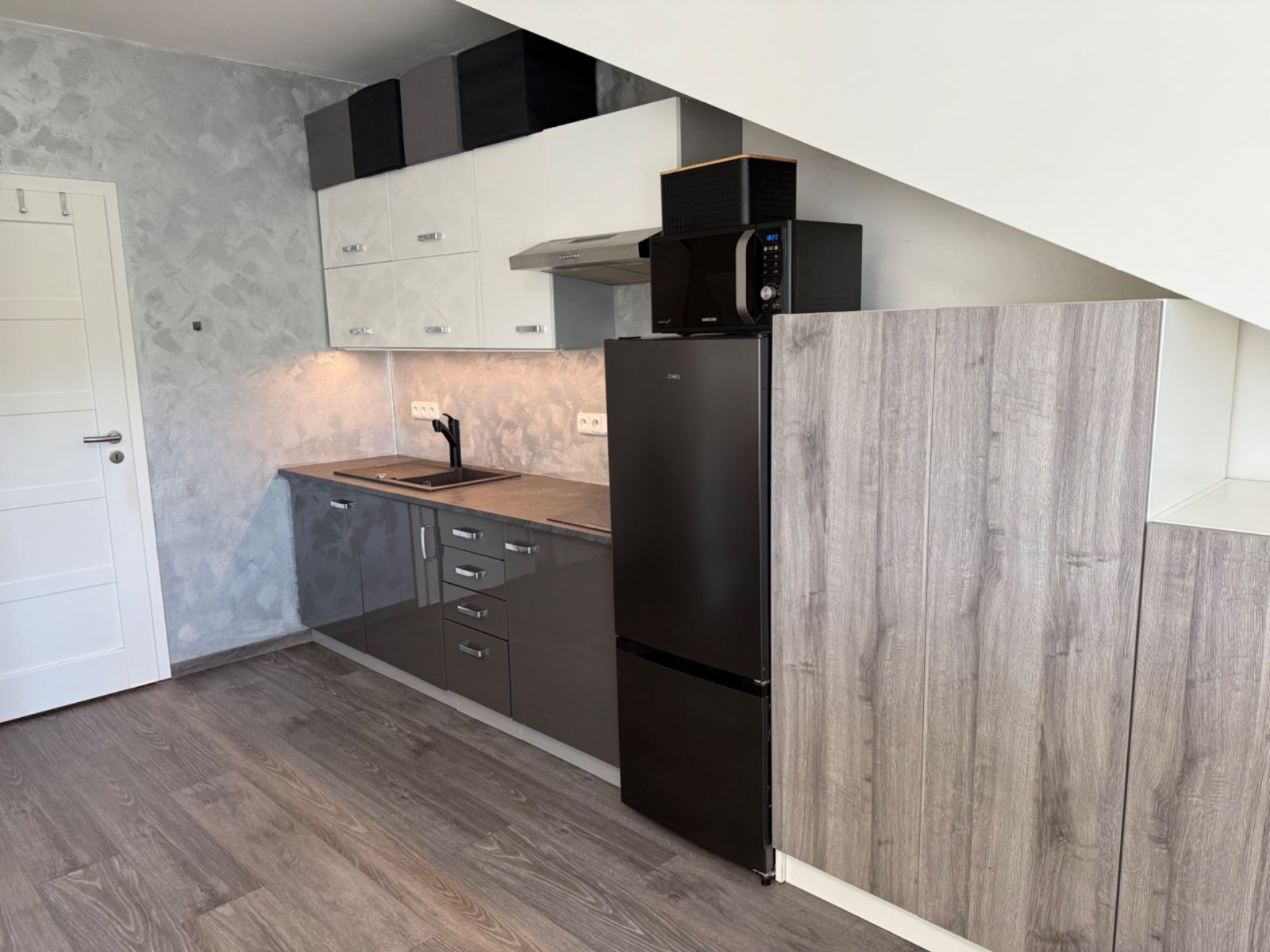 Pronájem bytu 1+kk 32 m² — photo 2