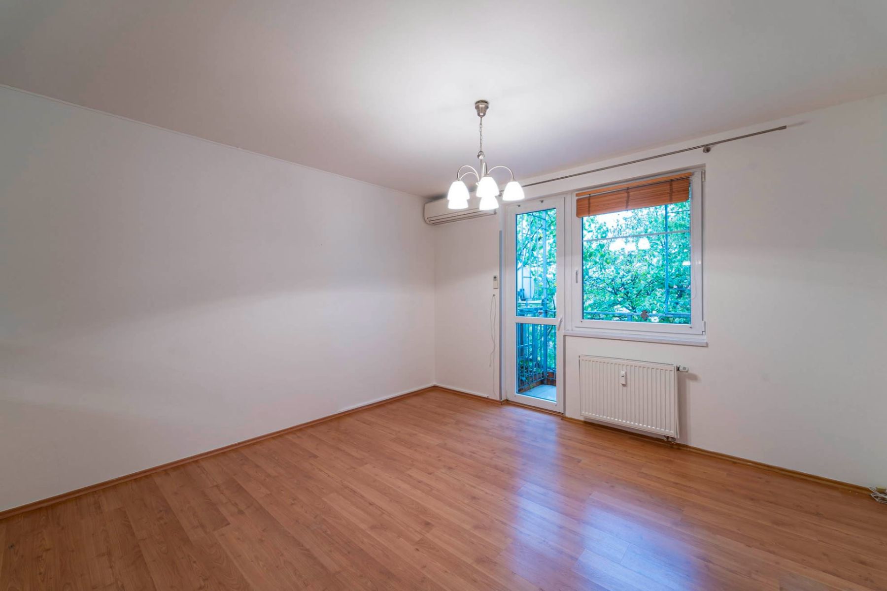 Pronájem bytu 2+kk 55 m², Praha – náhled fotky 4