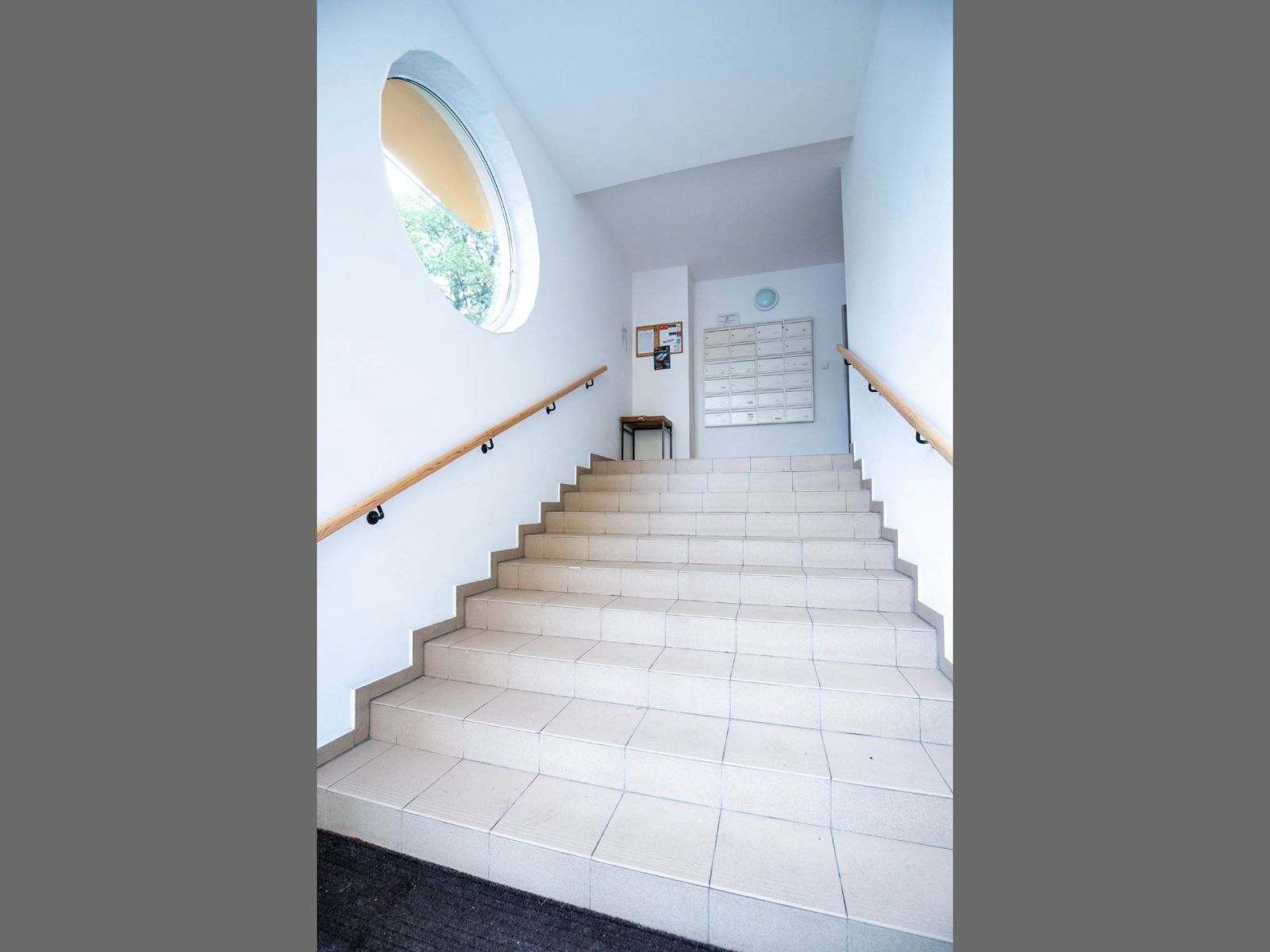 Pronájem bytu 2+kk 55 m², Praha – náhled fotky 16