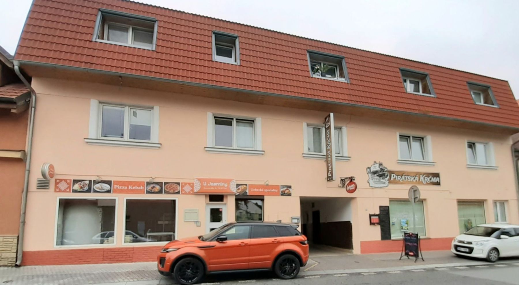 Prodej domu 700 m², pozemek 800 m²
