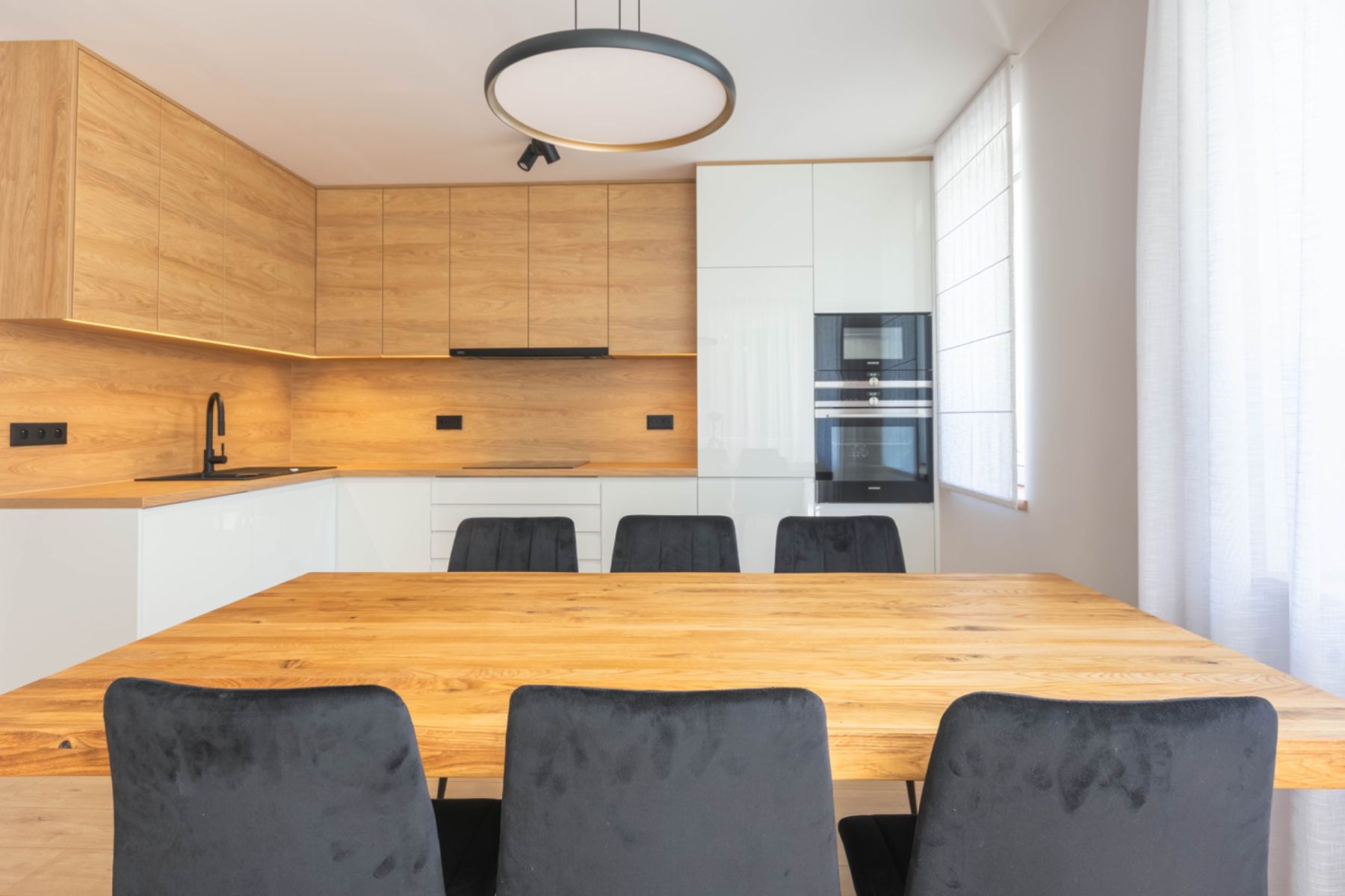 Prodej bytu 3+kk 79 m² — photo 2