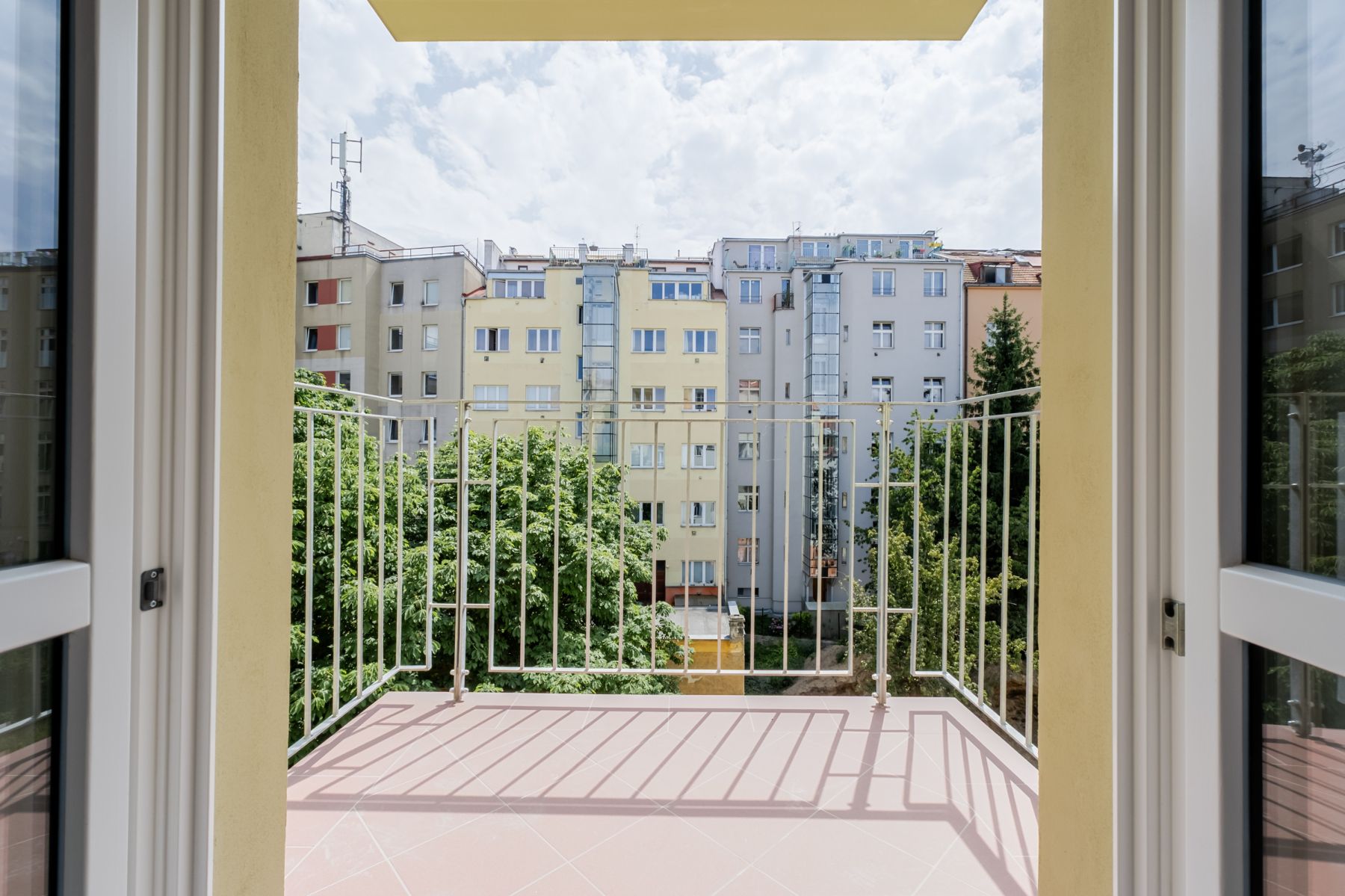 Pronájem bytu  30 m² — photo 4