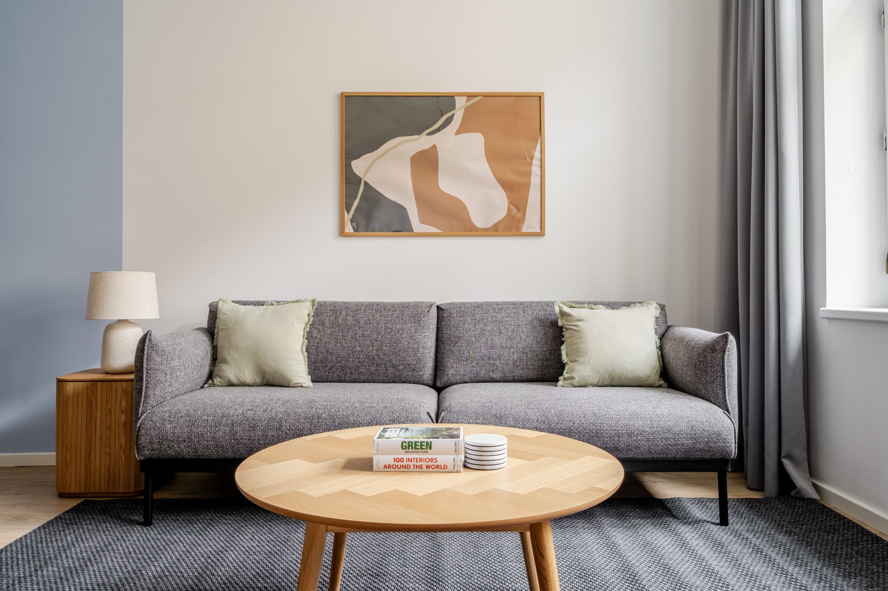 Pronájem bytu  76 m² — photo 2