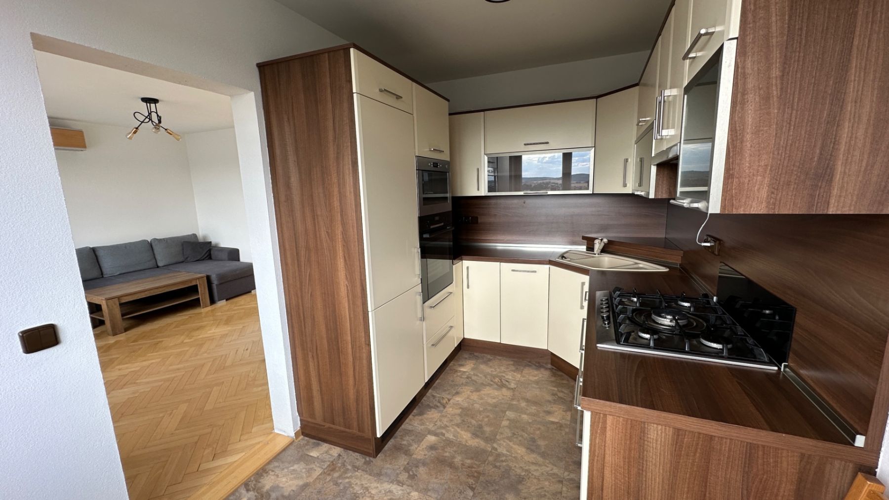 Pronájem bytu 3+kk 75 m²