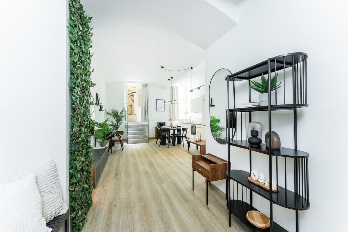 Pronájem bytu  63 m²