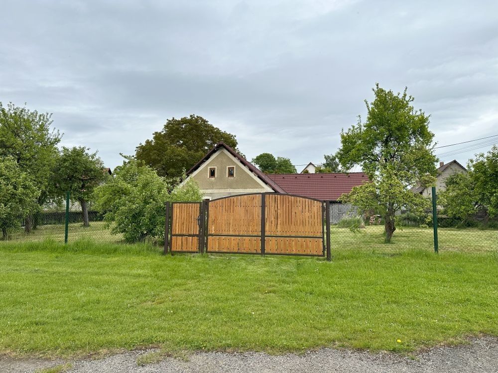 Prodej chaty, chalupy 250 m², pozemek 1.077 m² — photo 2