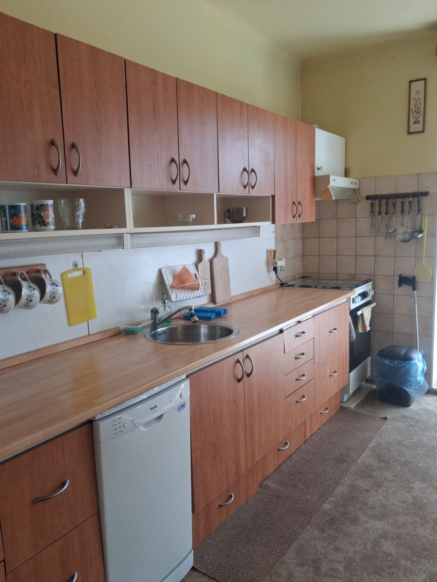 Pronájem bytu 3+kk 90 m²