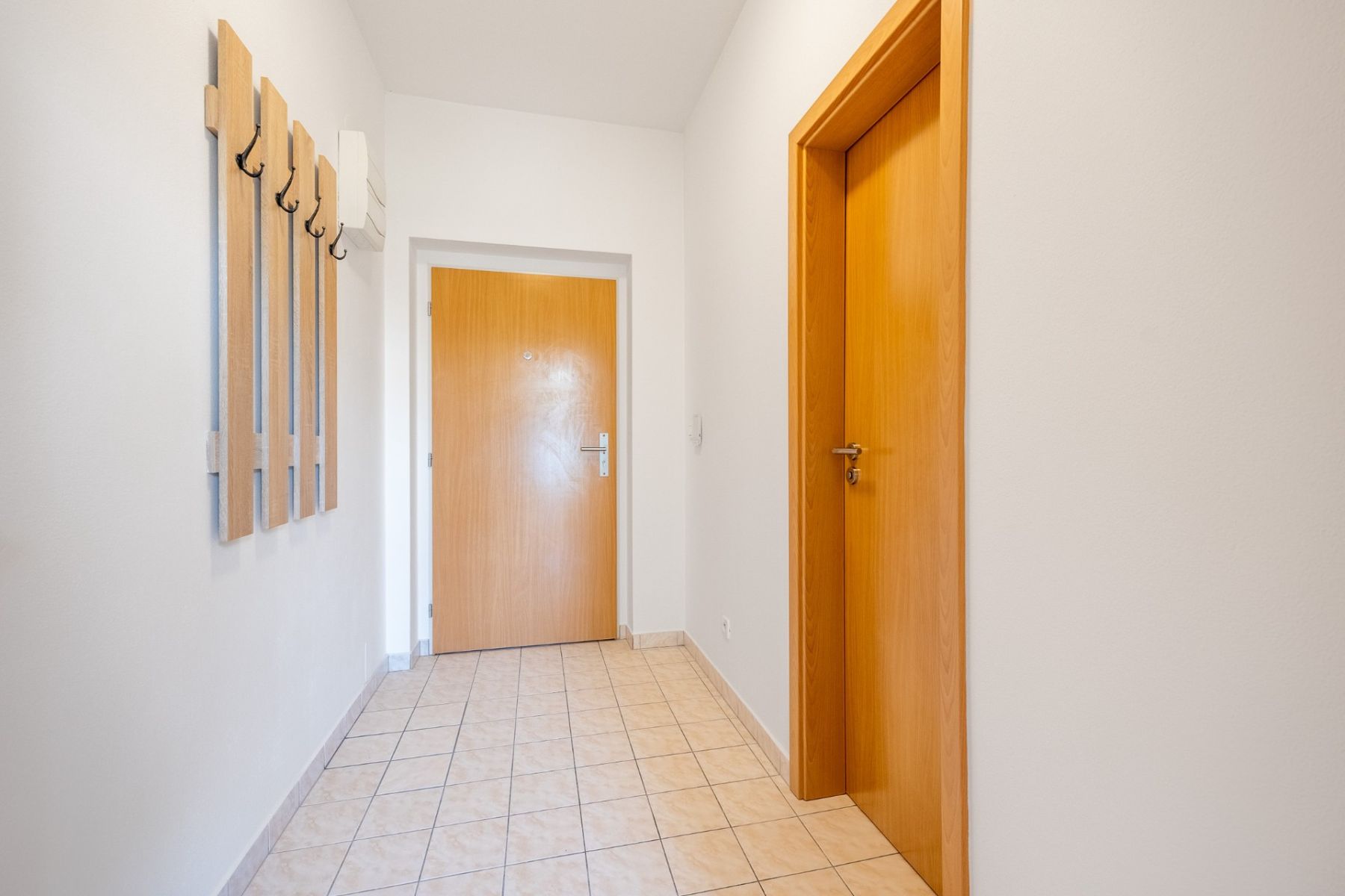 Prodej bytu 1+kk 38 m², Praha – náhled fotky 10