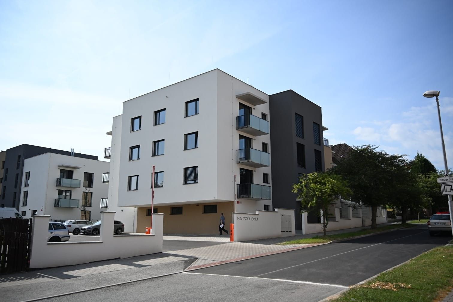 Pronájem bytu 1+kk 39 m² — photo 2
