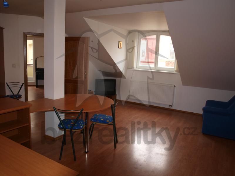 Pronájem bytu 2+kk 64 m² — photo 2