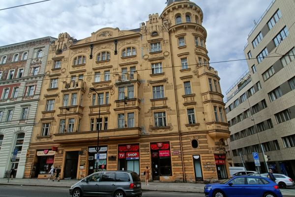 Pronájem bytu 3+kk 79 m² - Karlovo náměstí, Praha - Nové Město