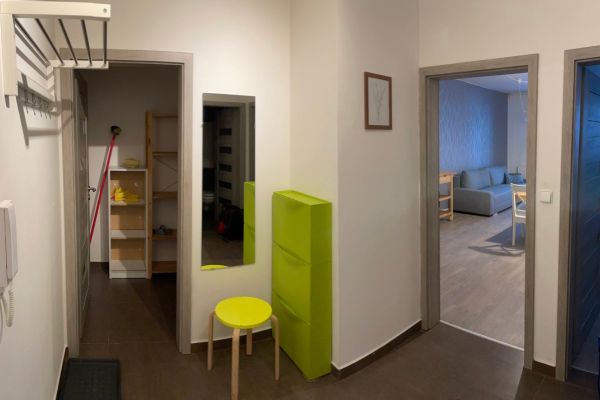 Pronájem bytu 2+kk 52 m² - Drahobejlova, Praha - Libeň