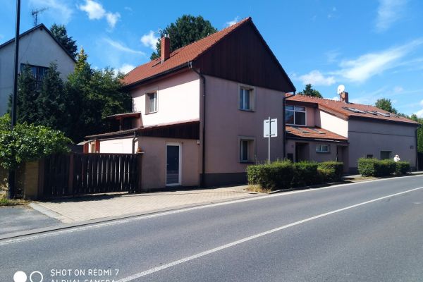 Revoluční, Šestajovice - Šestajovice u Prahy, Středočeský kraj