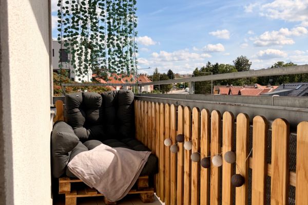 Hornoměcholupská, Praha - Hostivař