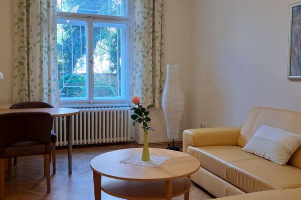 Krkonošská, Praha - Vinohrady