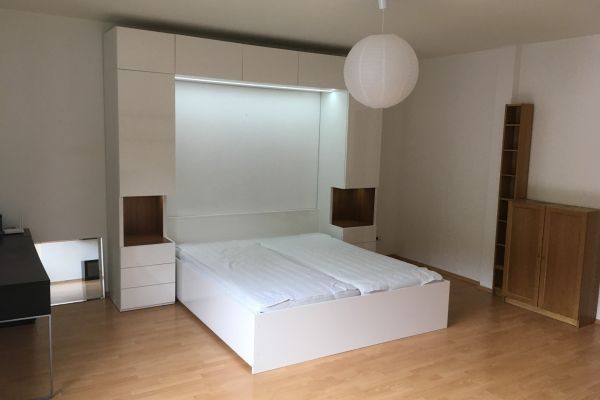Pod Novým lesem, Praha - Veleslavín