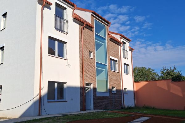 Revoluční, Šestajovice - Šestajovice u Prahy, Středočeský kraj