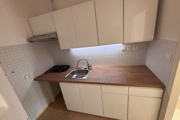 Chabařovická, Praha - Kobylisy