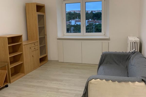 Pronájem bytu 1+1 30 m² - Čestmírova, Praha - Nusle