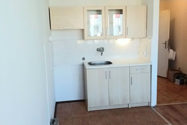 Pronájem bytu garsoniera 28 m² - Švehlova, Praha - Záběhlice