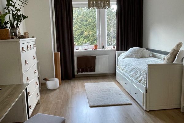 Pronájem bytu 1+kk 27 m² - Peroutkova, Praha - Jinonice