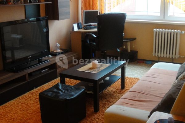 Pronájem bytu 2+kk 43 m² - Jakobiho, Praha - Petrovice