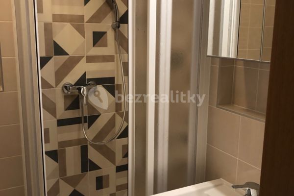 Bolzanova, Chýně - Chýně, Středočeský kraj