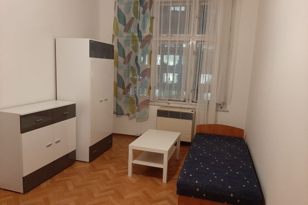 Pobřežní, Praha - Karlín