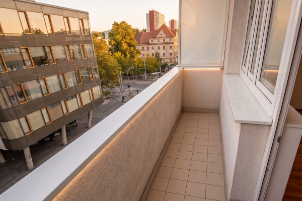 Prodej bytu 2+kk, 46 m² (2 z 16)