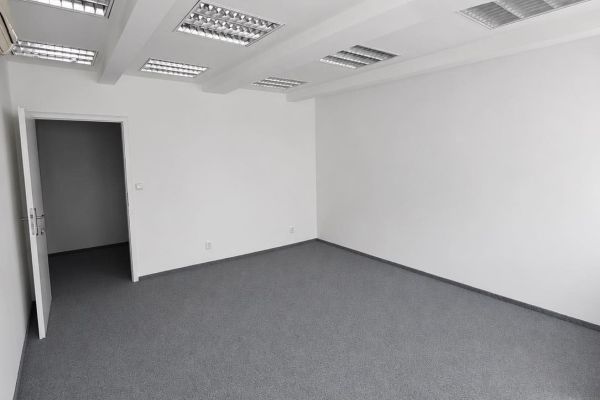 Комерційне приміщення в оренду, 19 м² (2 з 8)