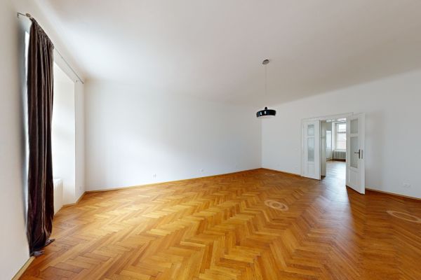 Pronájem bytu 2+kk, 122 m² (3 z 9)