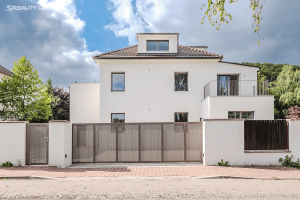 Haus zum Kauf, 334 m² (2 von 20)