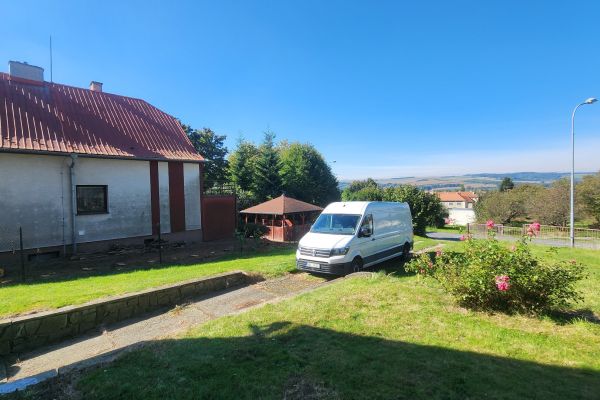 Будинок 7+kk на продаж, 240 м² (3 з 9)