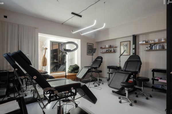 Prodej komerčního prostoru, 81 m² (3 z 17)