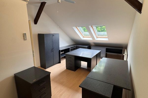Комерційне приміщення в оренду, 133 м² (2 з 15)
