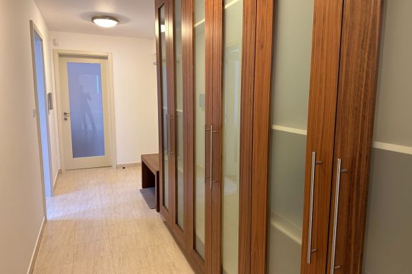Prodej bytu 2+kk, 61 m² (3 z 16)