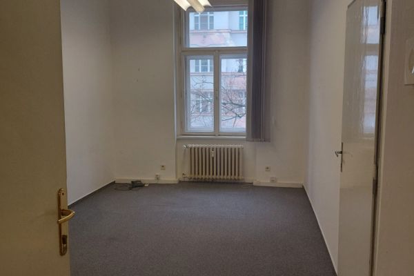 Комерційне приміщення в оренду, 17 м² (2 з 4)