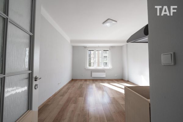 Prodej bytu 1+kk, 34 m² (3 z 10)