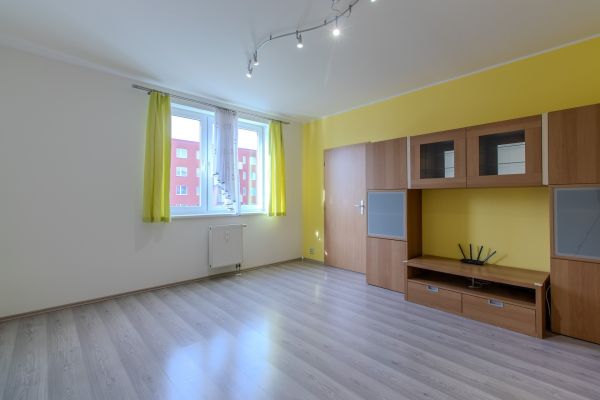 Wohnung 2+1 zur Miete, 52 m² (3 von 20)