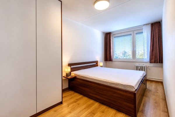 Pronájem bytu 3+kk, 72 m² (2 z 22)
