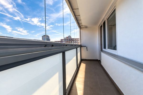 Pronájem bytu 3+kk, 72 m² (3 z 22)