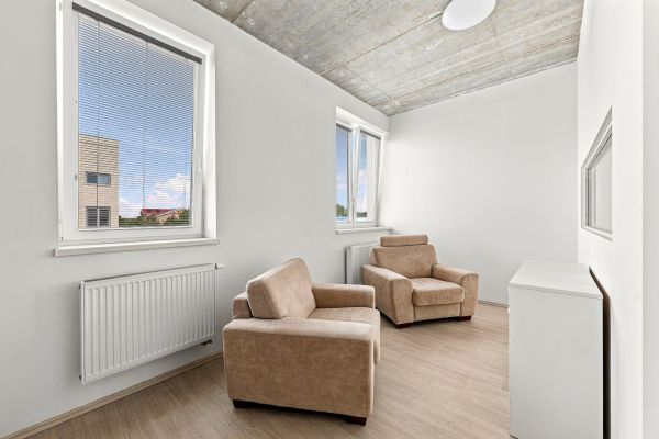 Gewerbefläche zur Miete, 34 m² (2 von 5)