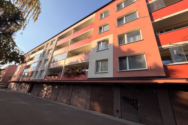 Нерухомість в оренду, 20 м² (2 з 3)