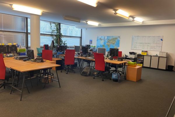 Комерційне приміщення в оренду, 180 м² (2 з 6)