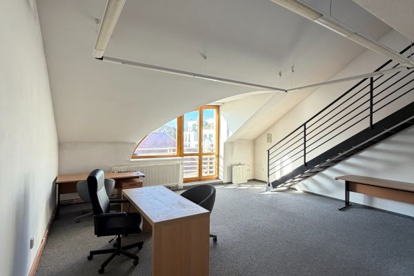 Комерційне приміщення в оренду, 35 м² (2 з 10)
