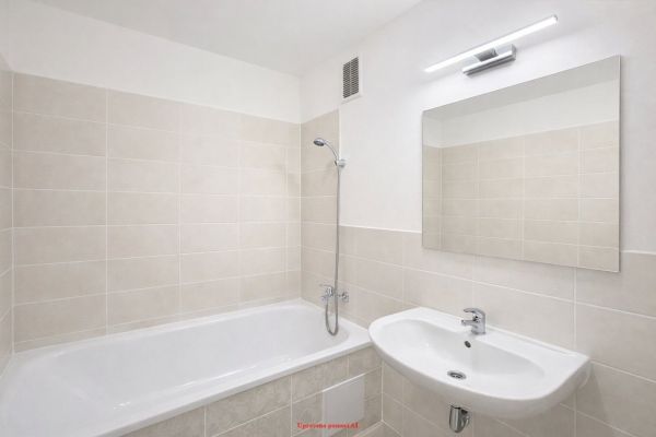 Wohnung 2+1 zur Miete, 56 m² (3 von 13)
