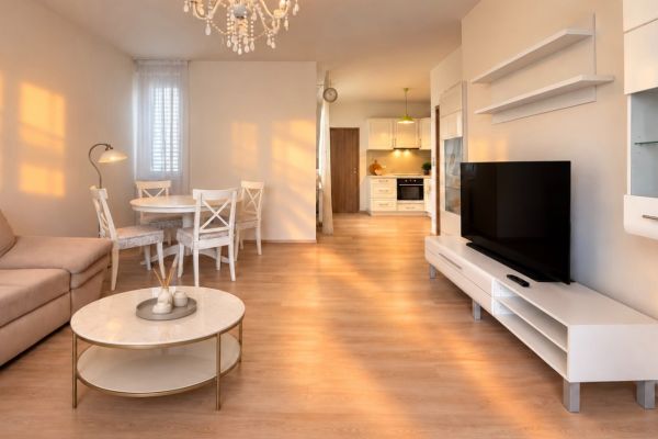 Wohnung 2+kk zum Kauf, 74 m² (2 von 19)