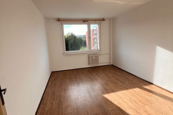 Pronájem bytu 4+1, 81 m² (2 z 8)