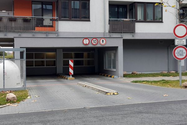Pronájem nemovitosti, 17 m² (3 z 3)